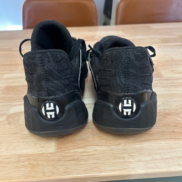 Adidas Harden Vol 4 Basketball Shoes - Picture 8 of 13